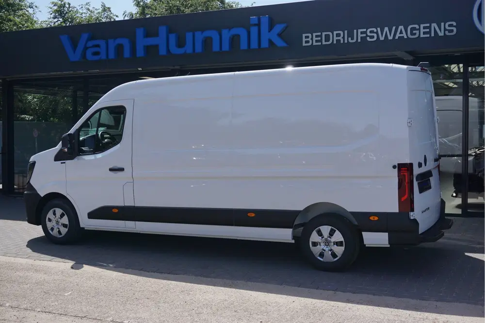 Renault Master T35 L3H2 Extra Long range 87 kWh AUT A uit 2026, foto 3