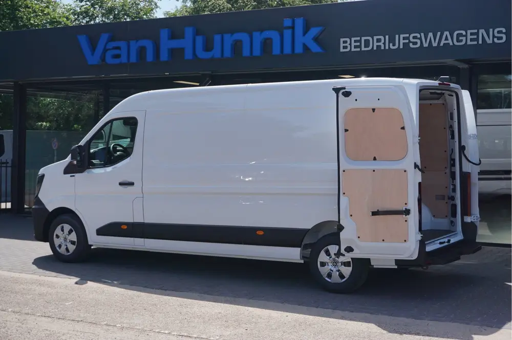 Renault Master T35 L3H2 Extra Long range 87 kWh AUT A uit 2026, foto 4