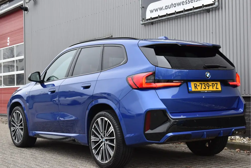 BMW X1 sDrive18i M-sport Nieuwe type Elek. trekha uit 2022, foto 2