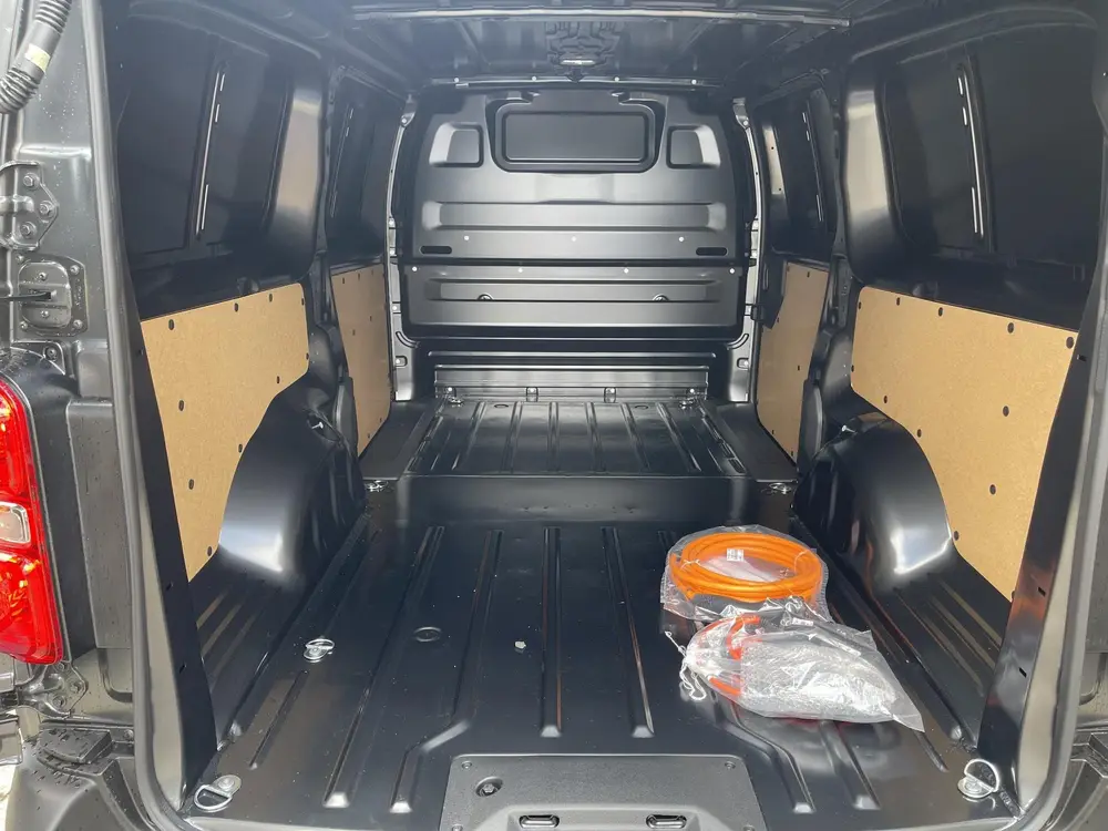 Toyota Proace Challenger Extra Range Long L2 uit 2024, foto 10