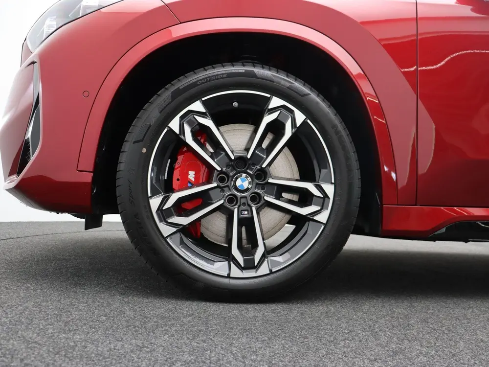 BMW iX1 eDrive20 M Sportpakket Pro uit 2026, foto 7