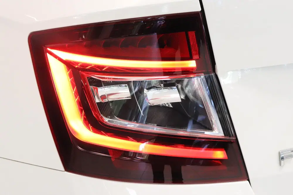 Skoda Fabia 1.0 TSI Business Edition uit 2021, foto 14