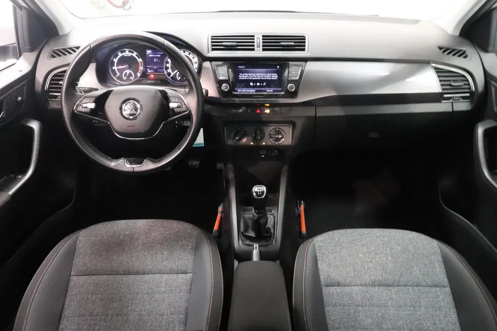 Skoda Fabia 1.0 TSI Business Edition uit 2021, foto 3