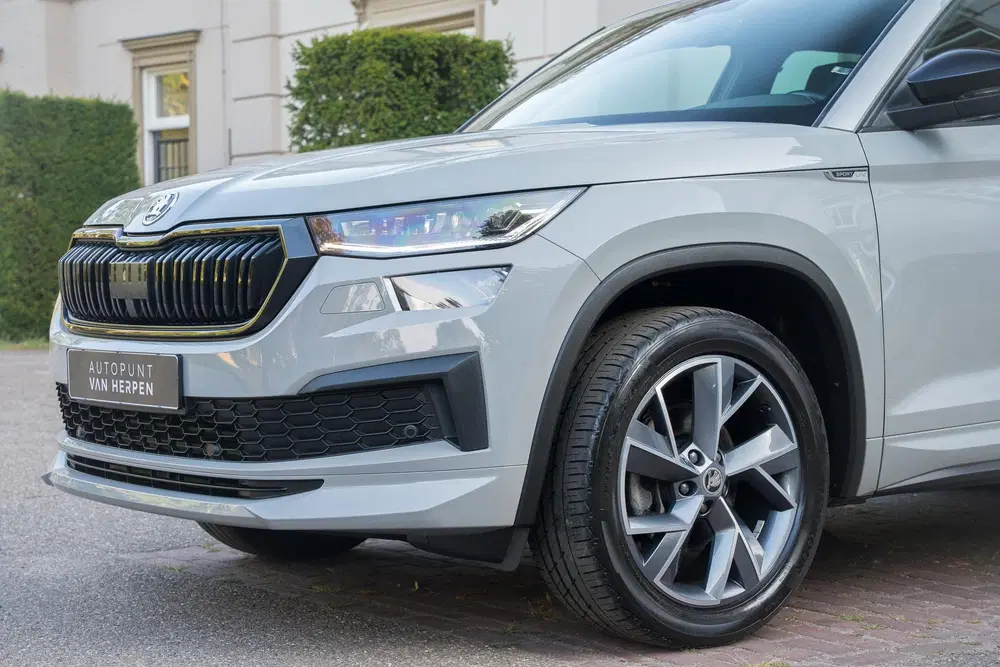 Skoda Kodiaq 1.5 TSI Sportline Business FACELIFT uit 2022, foto 15