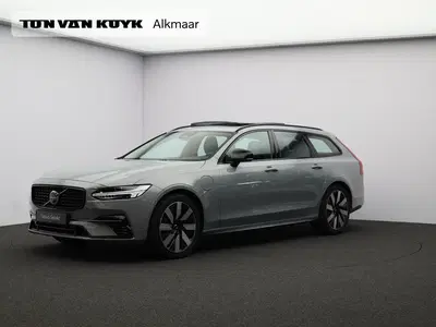 Volvo V90 T6 AWD Plug-in hybrid Ultra Dark Trekhaak uit 2024