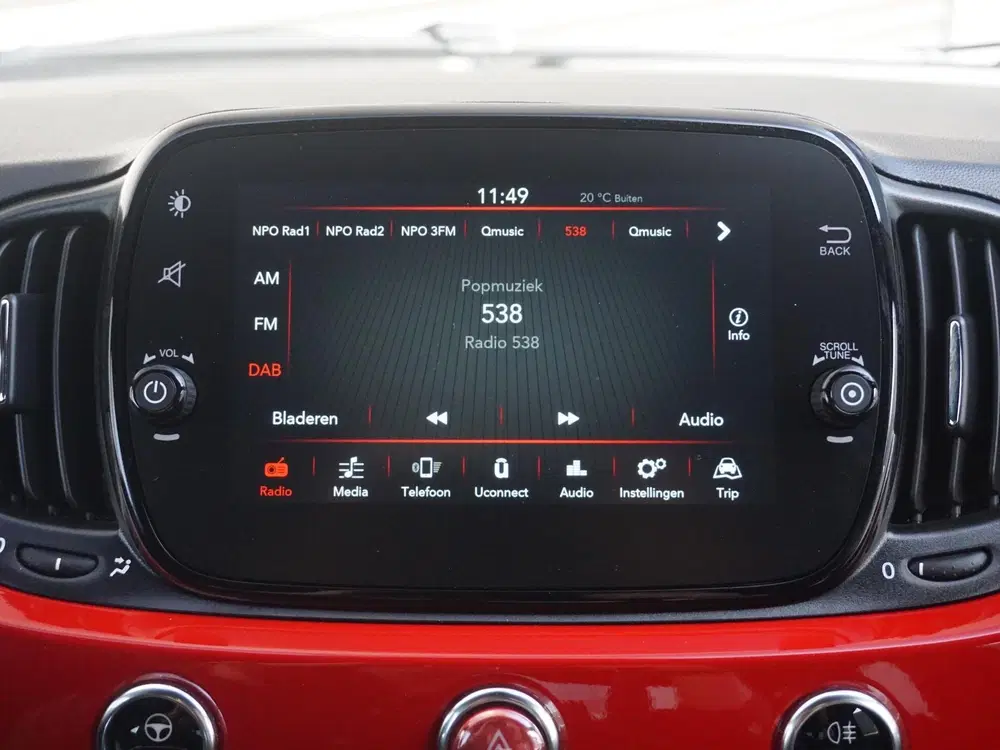 Fiat 500 C 1.0 Hybrid RED uit 2022, foto 12