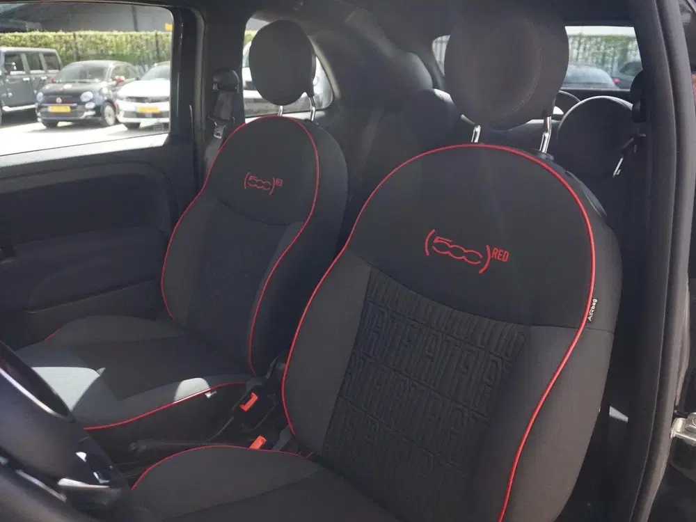 Fiat 500 C 1.0 Hybrid RED uit 2022, foto 8