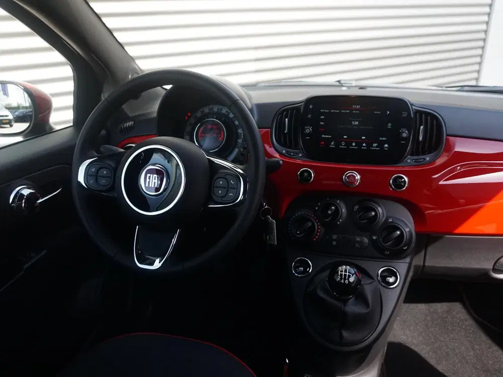 Fiat 500 C 1.0 Hybrid RED uit 2022, foto 9