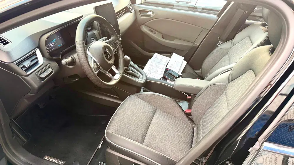 Mitsubishi Colt 1.6 HEV uit 2024, foto 11