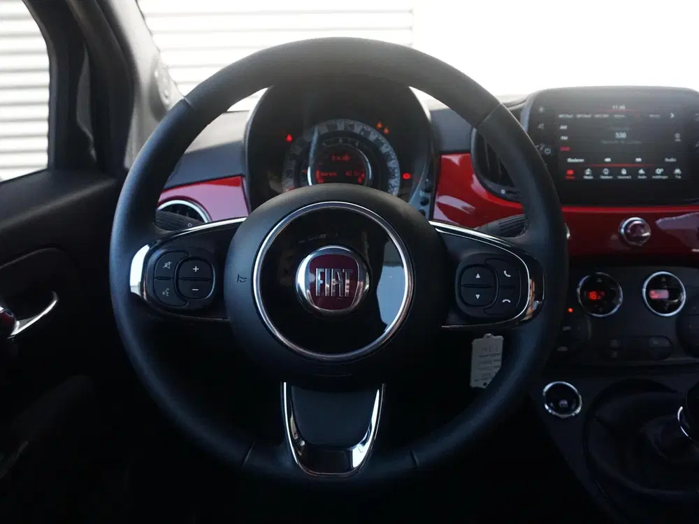 Fiat 500 C 1.0 Hybrid RED uit 2022, foto 15