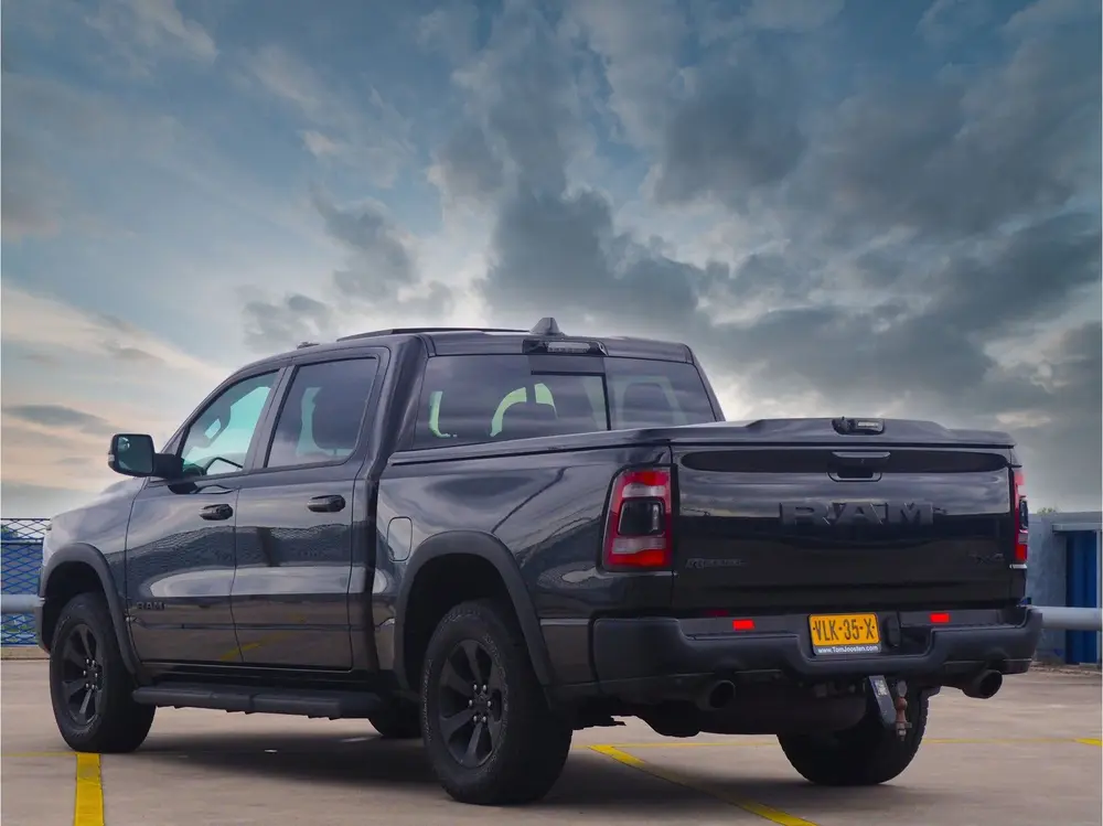 Dodge Ram 1500 5.7 HEMI - REBEL - 1e EIGENAAR - NL AUTO uit 2021, foto 2