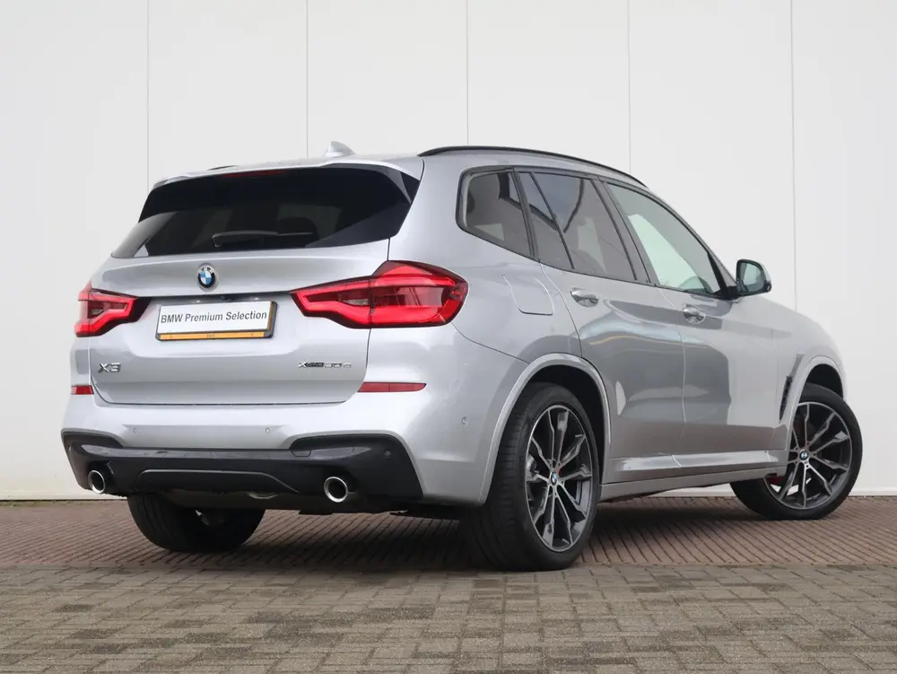 BMW X3 xDrive30e eDrive Edition uit 2021, foto 10