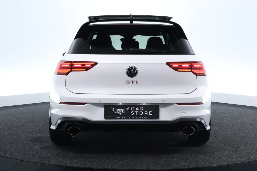 Volkswagen Golf 2.0 TSI GTI CLUBSPORT |PANO|CAMERA|CARPLAY|I uit 2022, foto 6