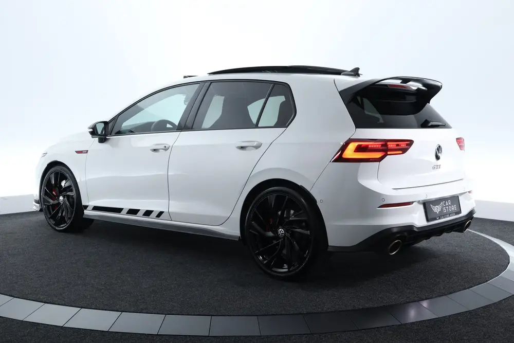 Volkswagen Golf 2.0 TSI GTI CLUBSPORT |PANO|CAMERA|CARPLAY|I uit 2022, foto 7