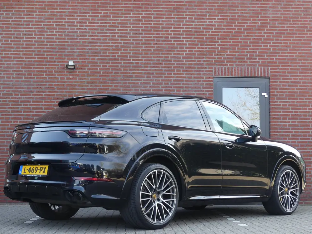 Porsche Cayenne Cayenne Coupé 3.0 E-Hybrid uit 2021, foto 4
