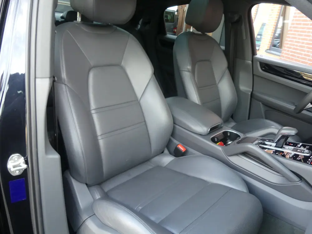 Porsche Cayenne Cayenne Coupé 3.0 E-Hybrid uit 2021, foto 7
