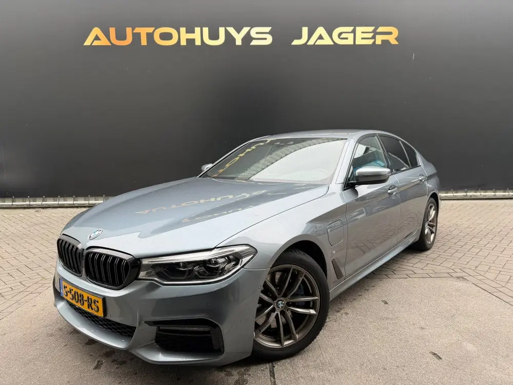 BMW 5-serie 530e iPerformance High Executive uit 2019, foto 12