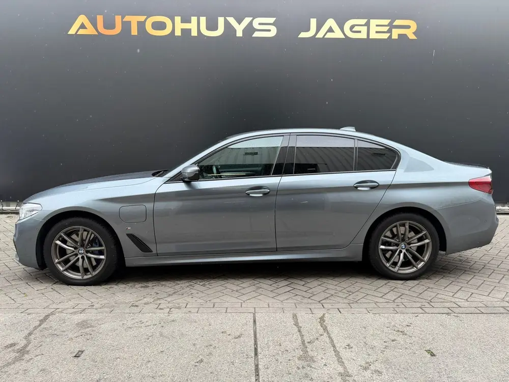 BMW 5-serie 530e iPerformance High Executive uit 2019, foto 4