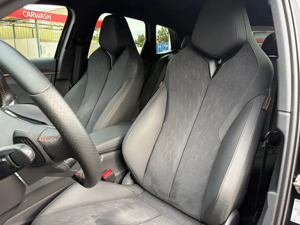 Cupra Terramar 1.5 TSI e-Hybrid Business uit 2025, foto 12