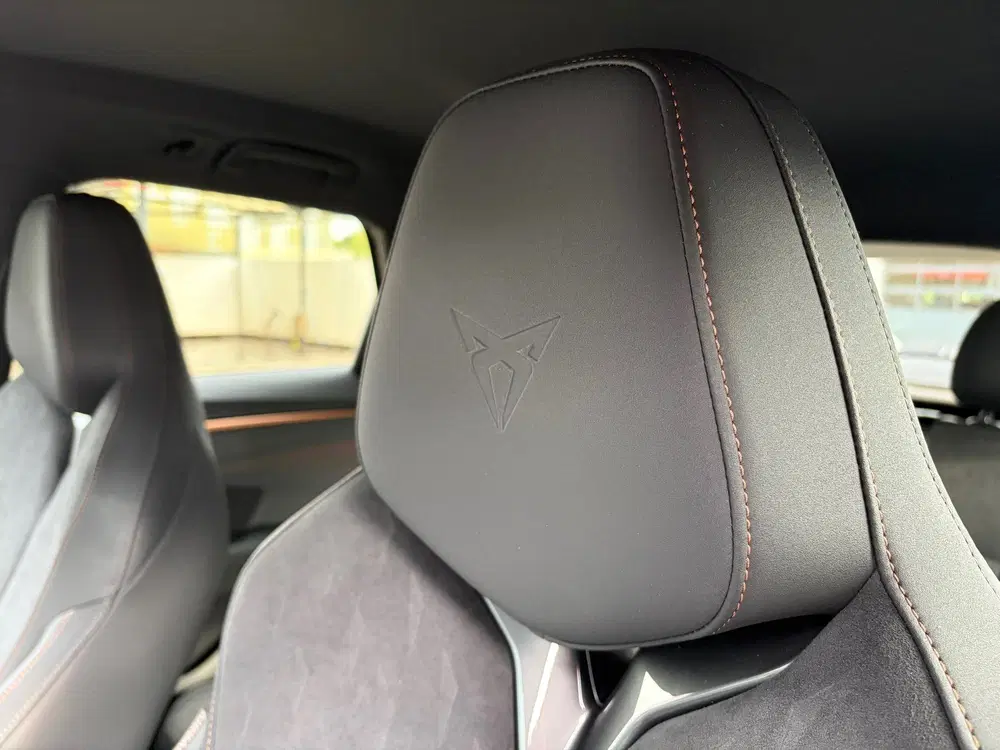 Cupra Terramar 1.5 TSI e-Hybrid Business uit 2025, foto 13