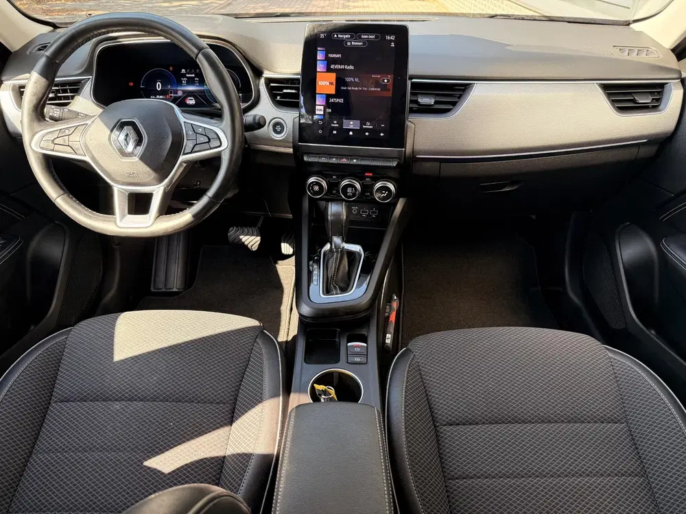 Renault Arkana 1.6 E-Tech Hybrid 145 Intens uit 2023, foto 2