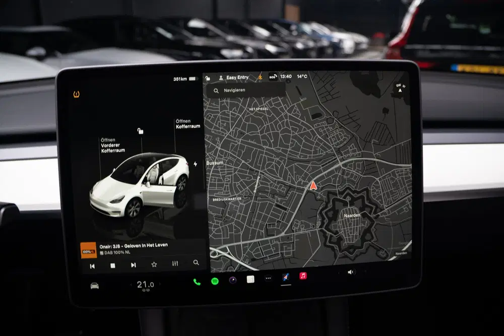Tesla Model Y SOH: 95 uit 2022, foto 15