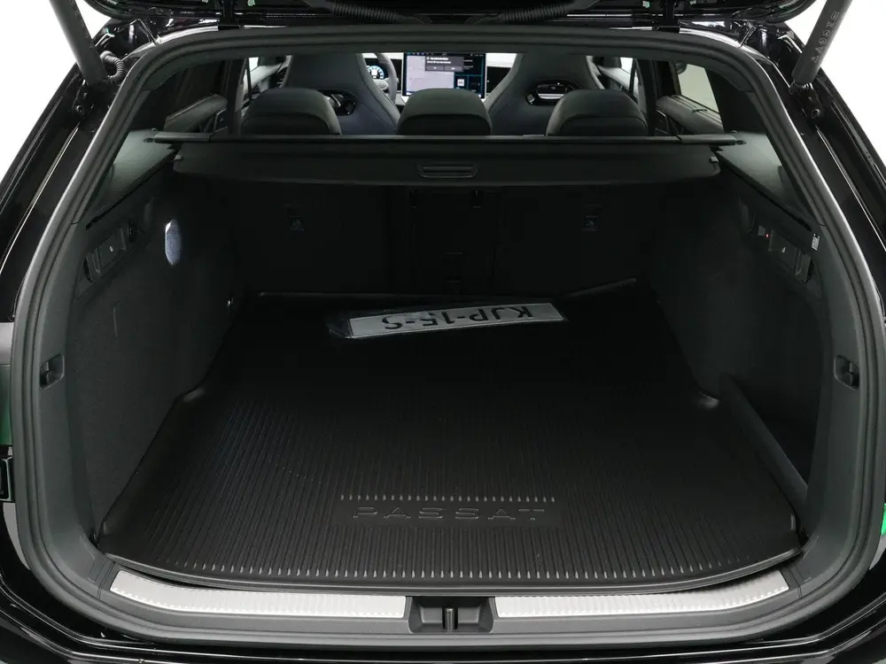 Volkswagen Passat Variant 1.5 eHybrid R-Line Edition 272 PK uit 2026, foto 19