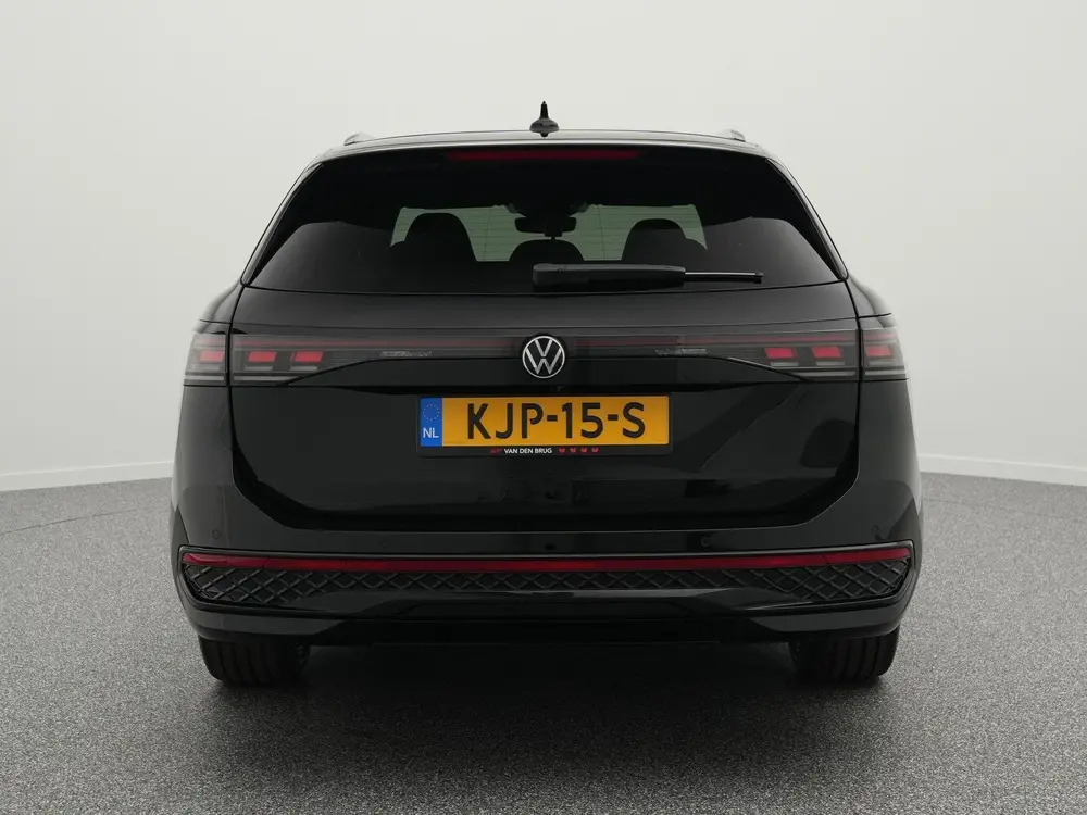 Volkswagen Passat Variant 1.5 eHybrid R-Line Edition 272 PK uit 2026, foto 6
