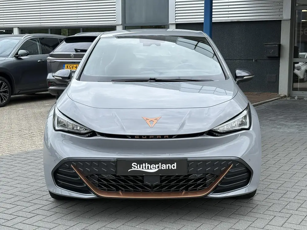 Cupra Born Essential 62 kWh uit 2024, foto 2