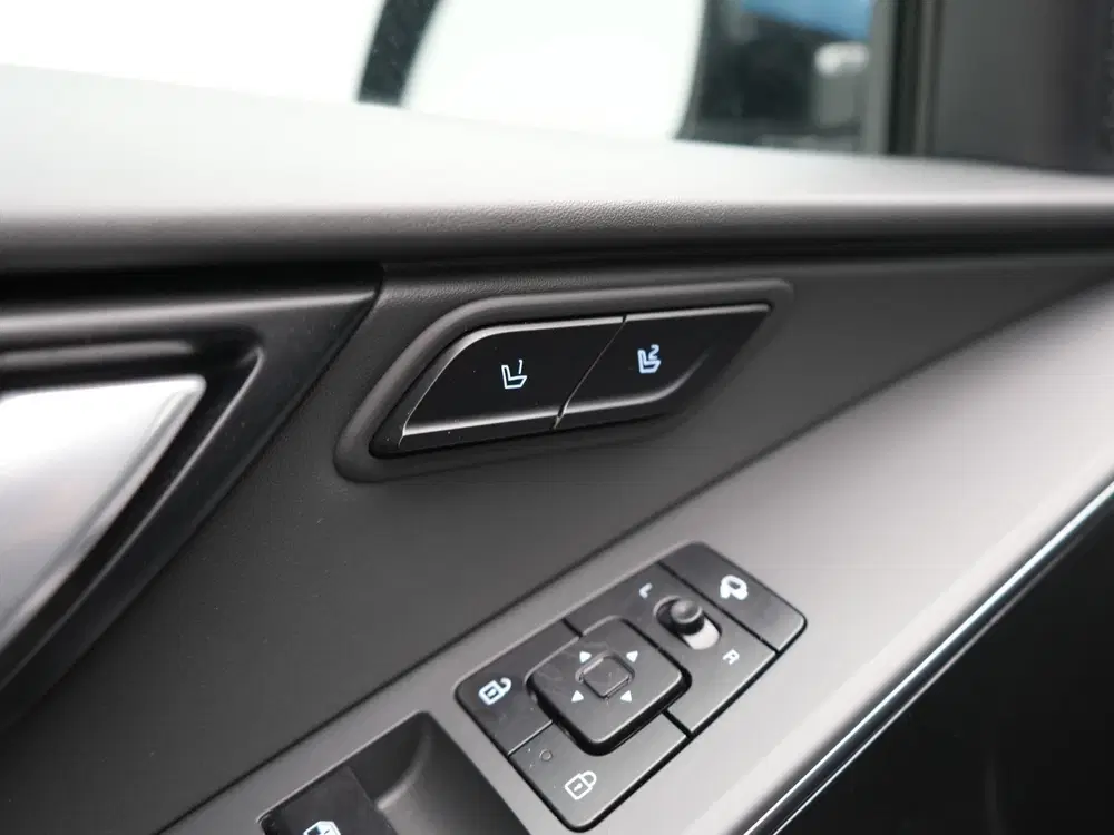 Kia Niro 1.6 GDi ExecutiveLine PHEV 182pk Dealer O. uit 2022, foto 12