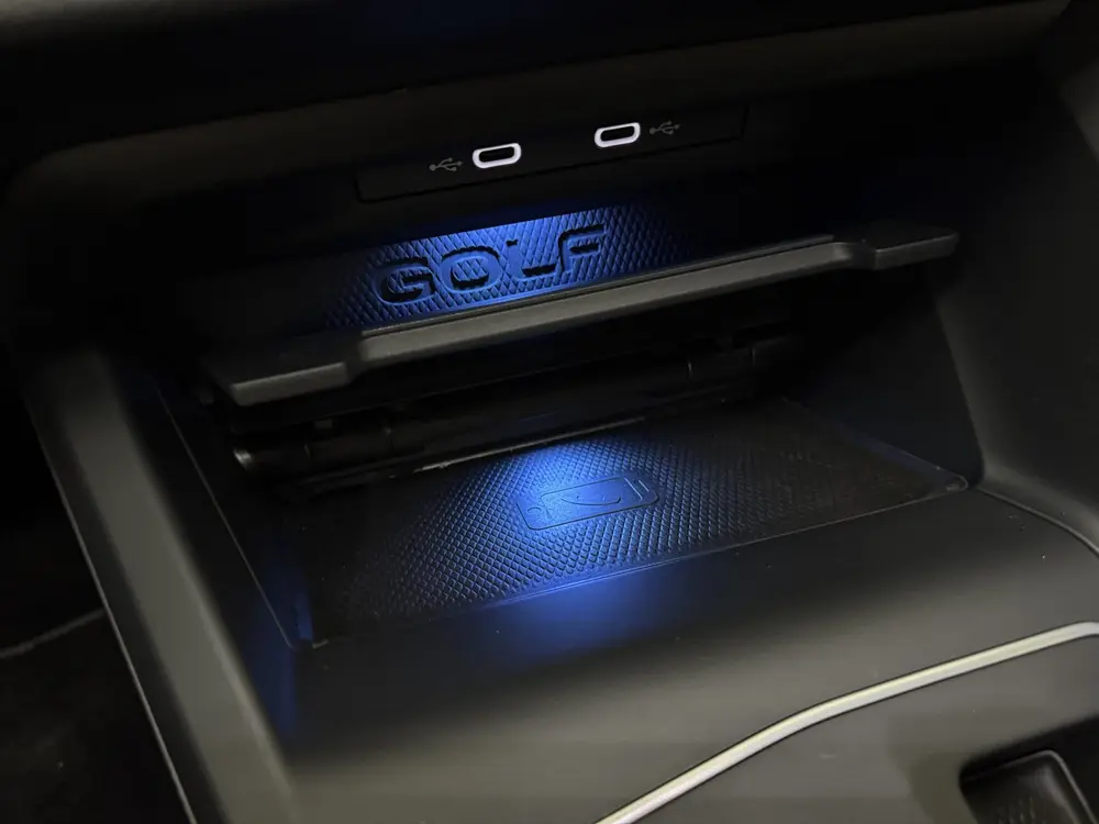 Volkswagen Golf 1.4 eHybrid GTE / Virtual / Carplay / PDC uit 2021, foto 7