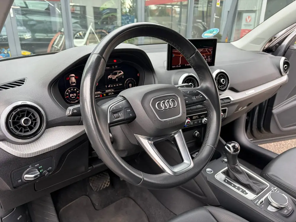 Audi Q2 35 TFSI S Edition uit 2021, foto 9
