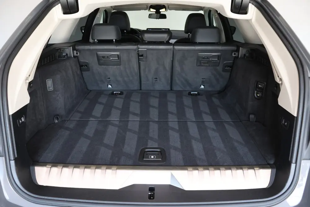 BMW 5-serie 5 Serie Touring 520e 204Pk BUSINESS Editio uit 2022, foto 7