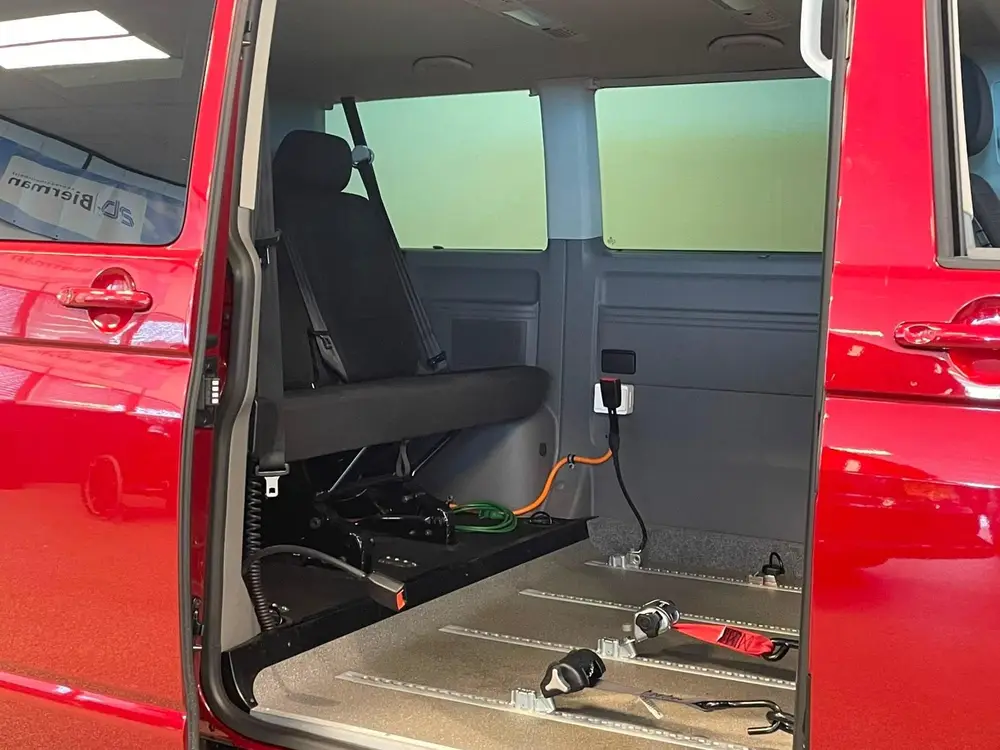 Volkswagen Caravelle L1H1 Rolstoelbus Automaat XXL-Ombouw 14 uit 2021, foto 4
