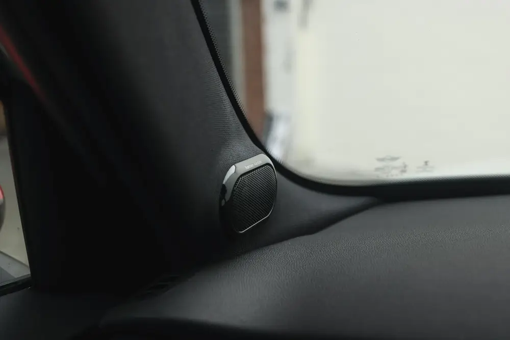 Mini Hatchback Cooper Chili Automaat / Panoramadak / Comfort uit 2019, foto 12