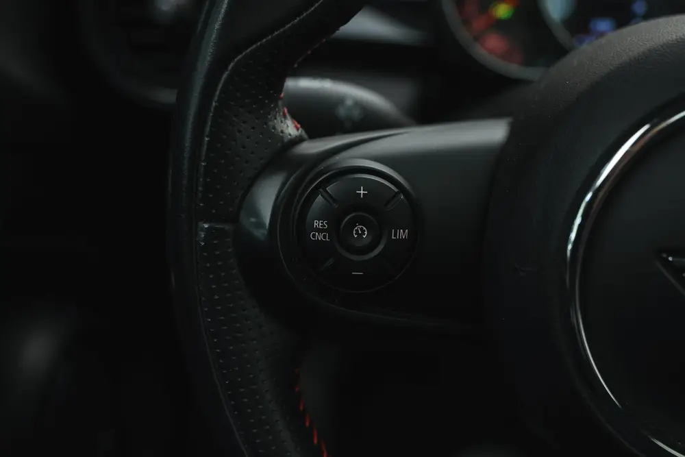 Mini Hatchback Cooper Chili Automaat / Panoramadak / Comfort uit 2019, foto 13