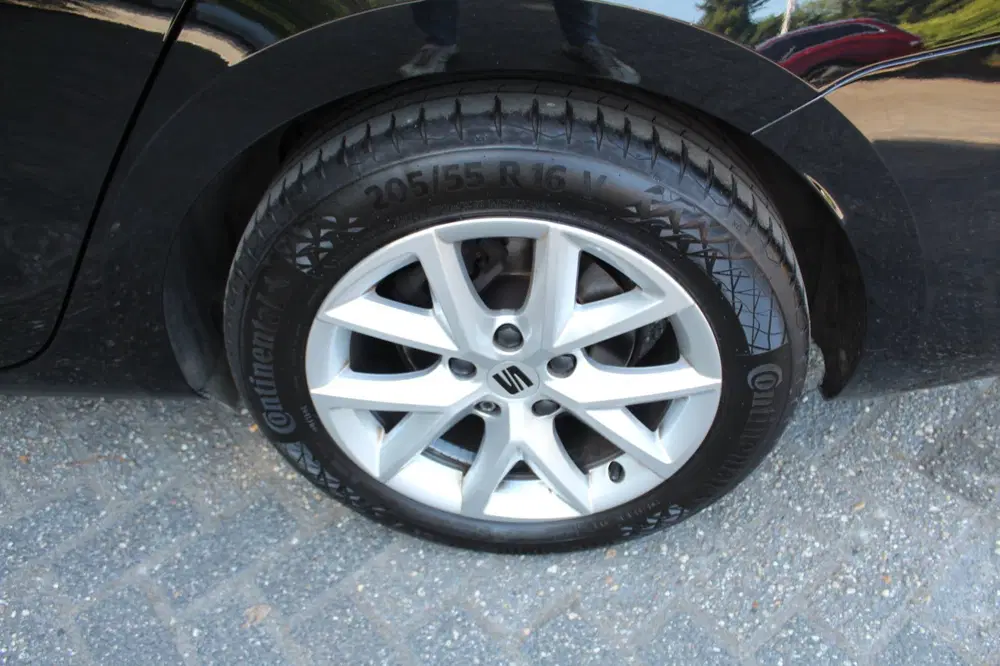 SEAT Leon 1.0 TSI Style Business Intense 110PK uit 2021, foto 15