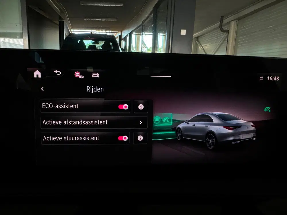 Mercedes-Benz CLA 250 e AMG Pano uit 2024, foto 20
