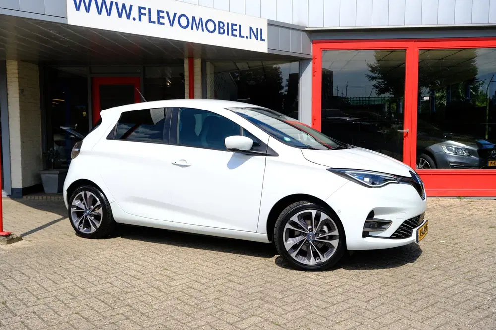 Renault ZOE R135 Intens 52 kWh (Huur Accu) Bose uit 2020, foto 4