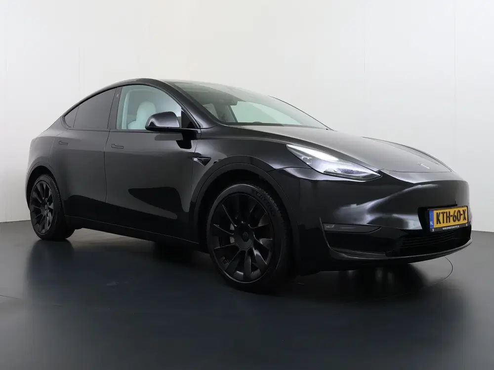 Tesla Model Y Long Range AWD 75 kWh SOH 98% uit 2024, foto 3