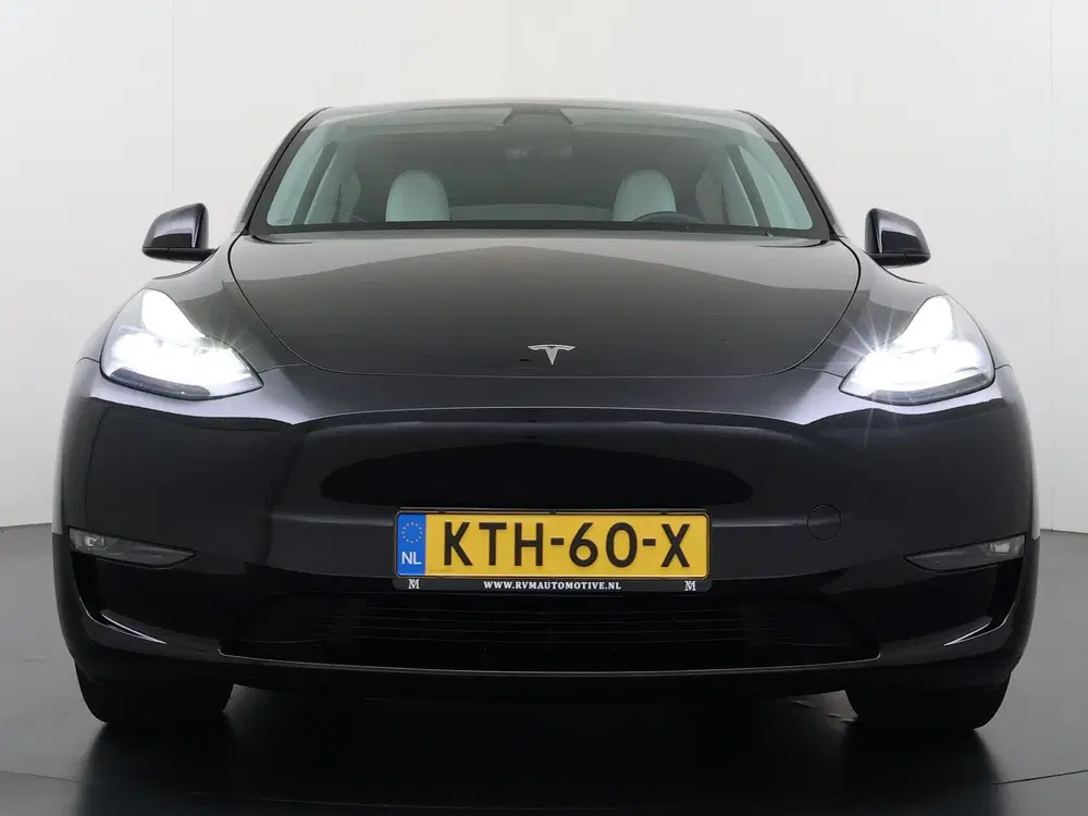 Tesla Model Y Long Range AWD 75 kWh SOH 98% uit 2024, foto 4