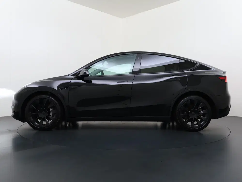 Tesla Model Y Long Range AWD 75 kWh SOH 98% uit 2024, foto 5