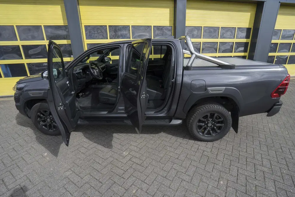 Toyota Hilux 2.8 D-4D Double Cab Invincible uit 2023, foto 12