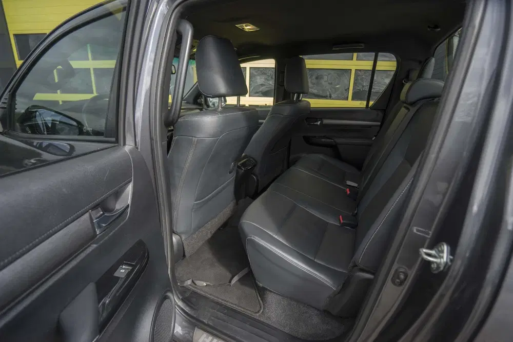 Toyota Hilux 2.8 D-4D Double Cab Invincible uit 2023, foto 16