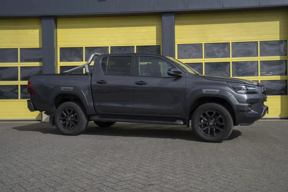 Toyota Hilux 2.8 D-4D Double Cab Invincible uit 2023, foto 3