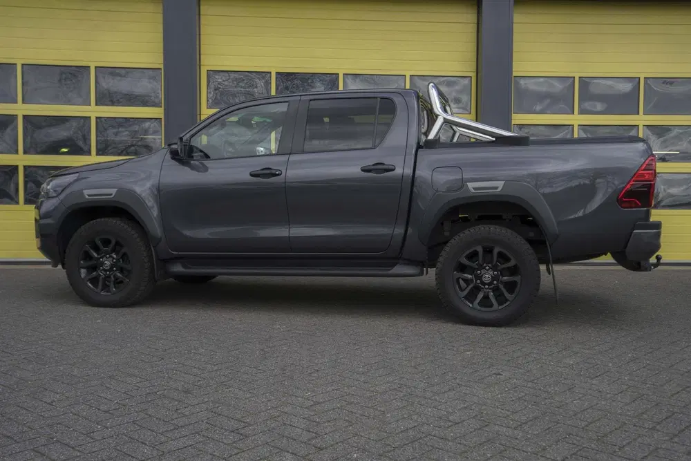 Toyota Hilux 2.8 D-4D Double Cab Invincible uit 2023, foto 7