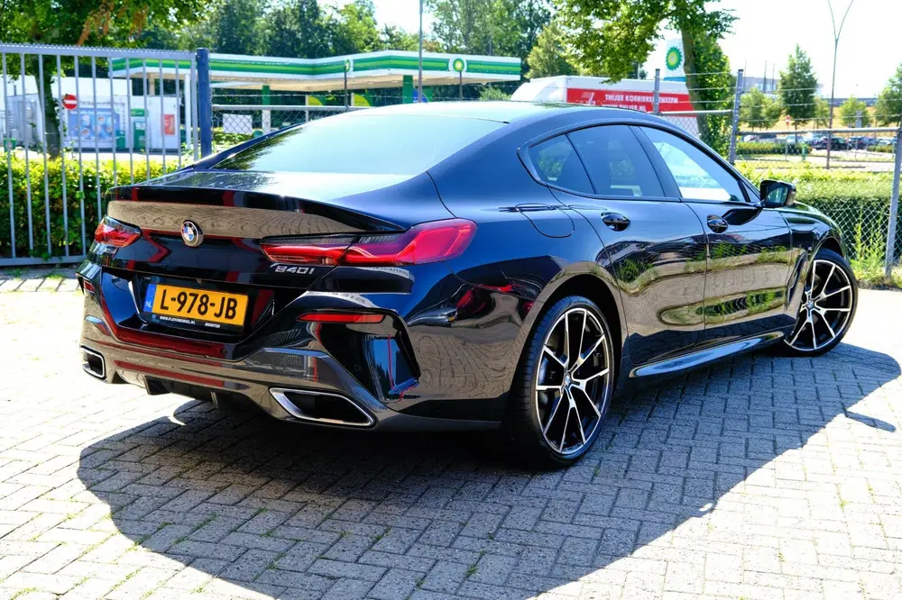 BMW 8-serie 8-serie Gran Coupé 840i xDrive 340pk M Spo uit 2020, foto 3
