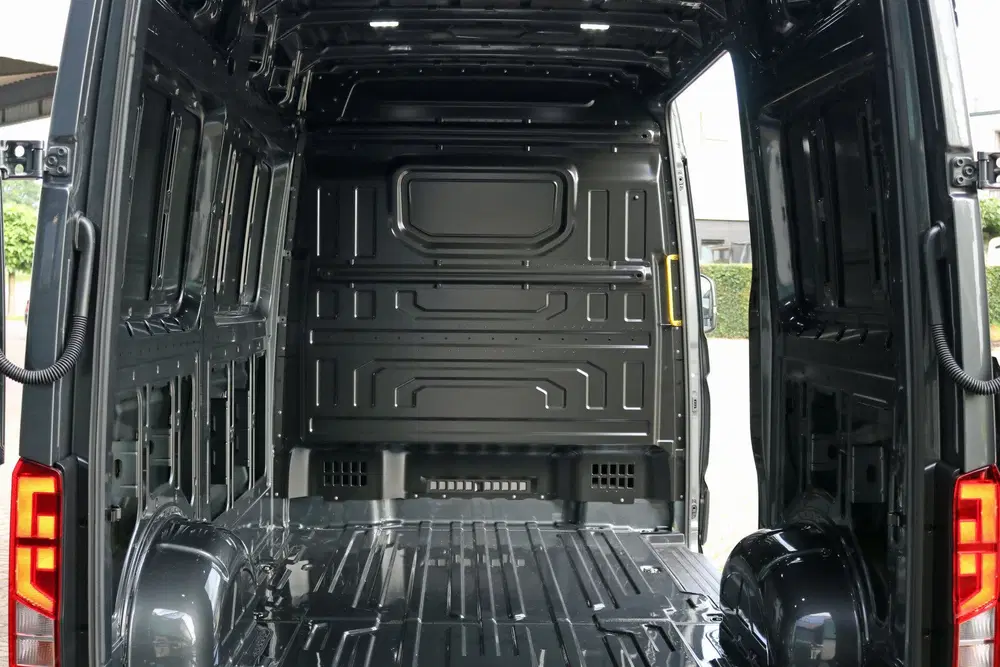 Volkswagen Crafter 35 2.0 Tdi L3H3 140Pk BPM vrij LED Koplam uit 2023, foto 5
