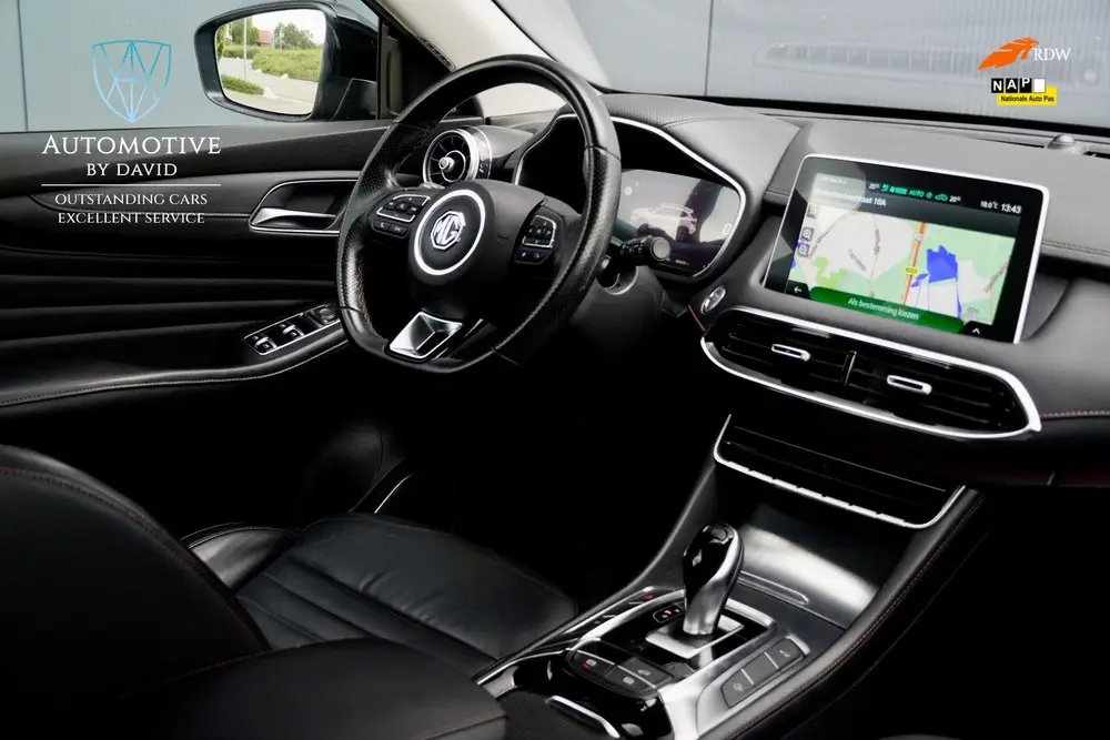 MG EHS 1.5 TGDI 258 pk LUXURY HYBRID AUTOMAAT / PANORAMADAK uit 2022, foto 9