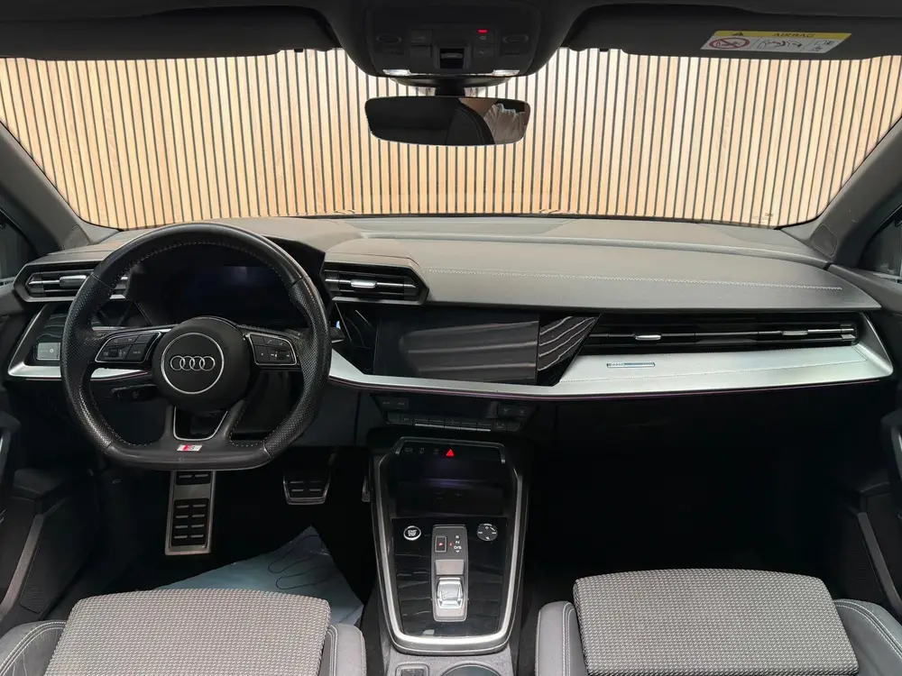 Audi A3 35 TFSI S line uit 2020, foto 6